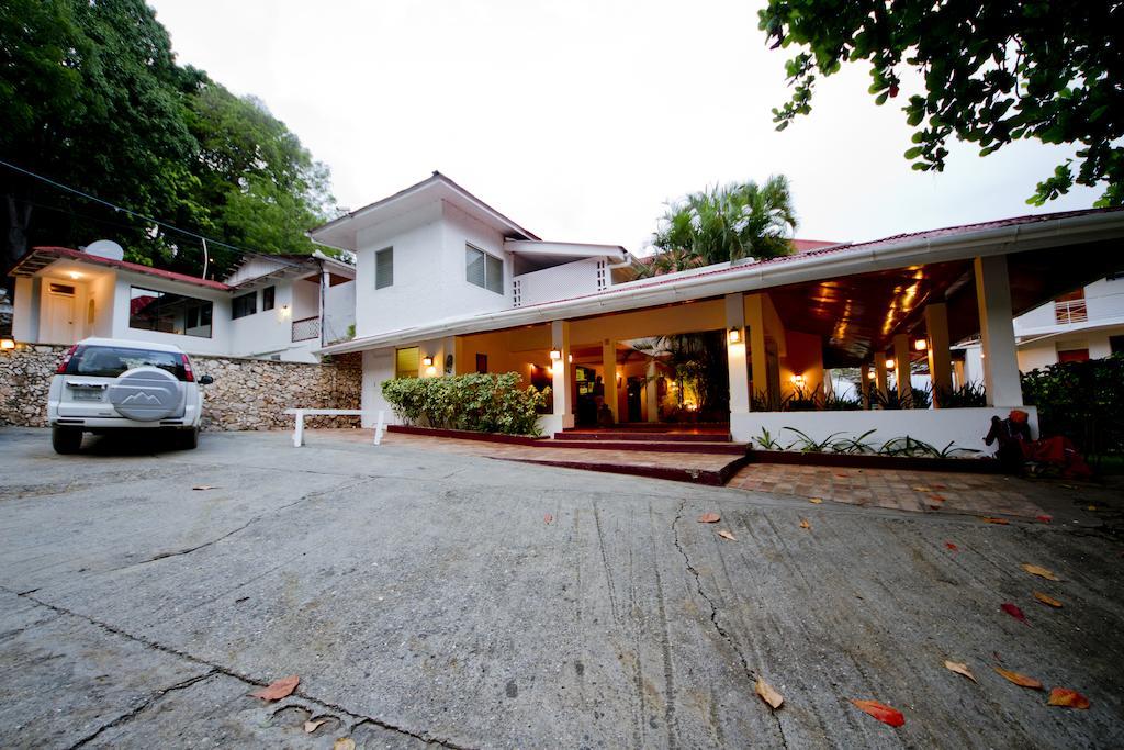 Hotel Mont Joli Cap-Haïtien Buitenkant foto