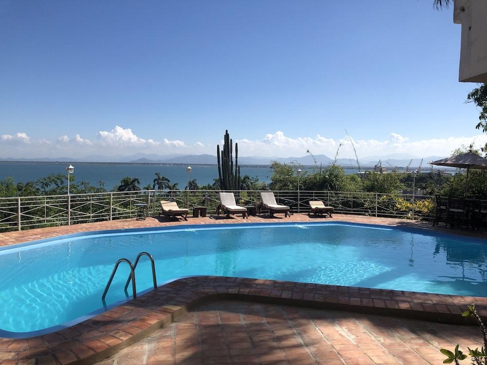 Hotel Mont Joli Cap-Haïtien Buitenkant foto